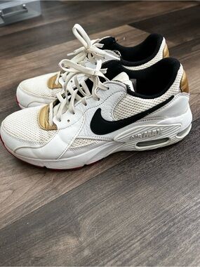 Nike White Black Gold Running Shoes